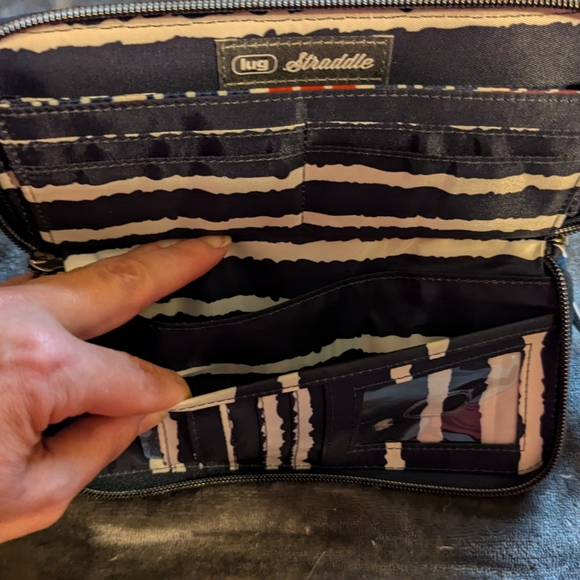 NWT - LUG - Straddle - Navy w/White Stripes - Picture 6 of 7